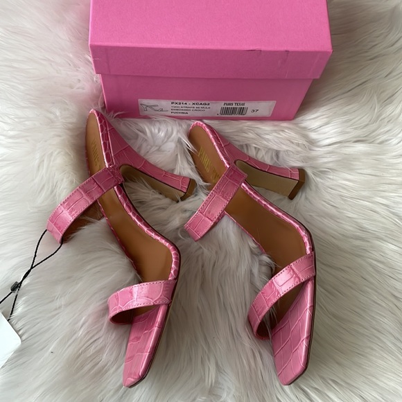 ⭐️HP! Paris Texas two strap pink mule - Picture 6 of 9